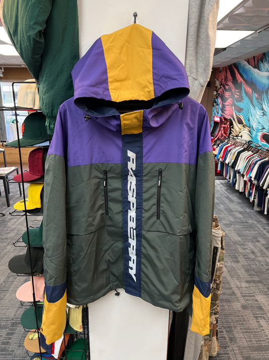 New GV Raspberry Hills Shanghai Jacket