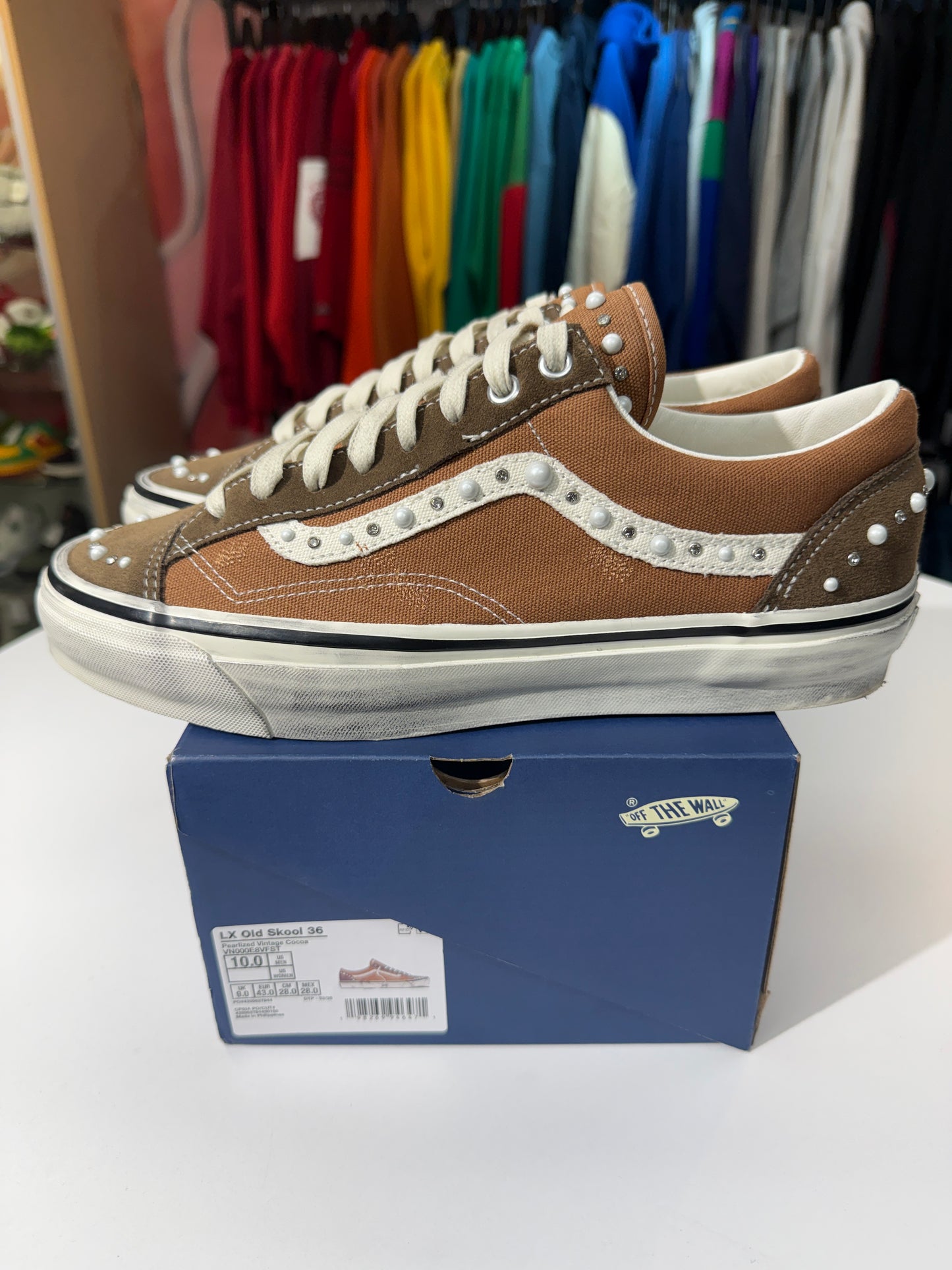 Preowned Cocoa Brown Pearlized Vans LX Old School 36