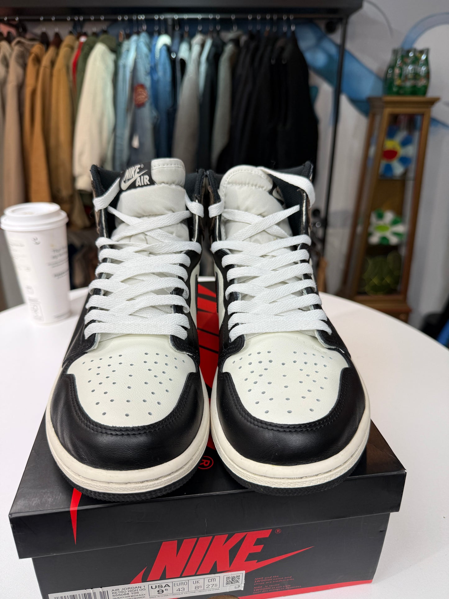 Preowned Mocha Jordan 1