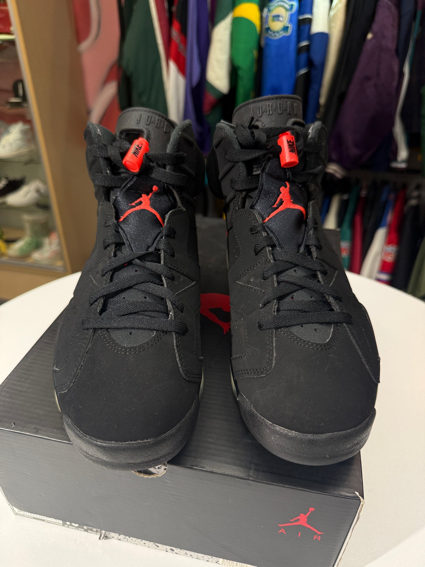 Preowned Infrared Jordan 6 (2019)