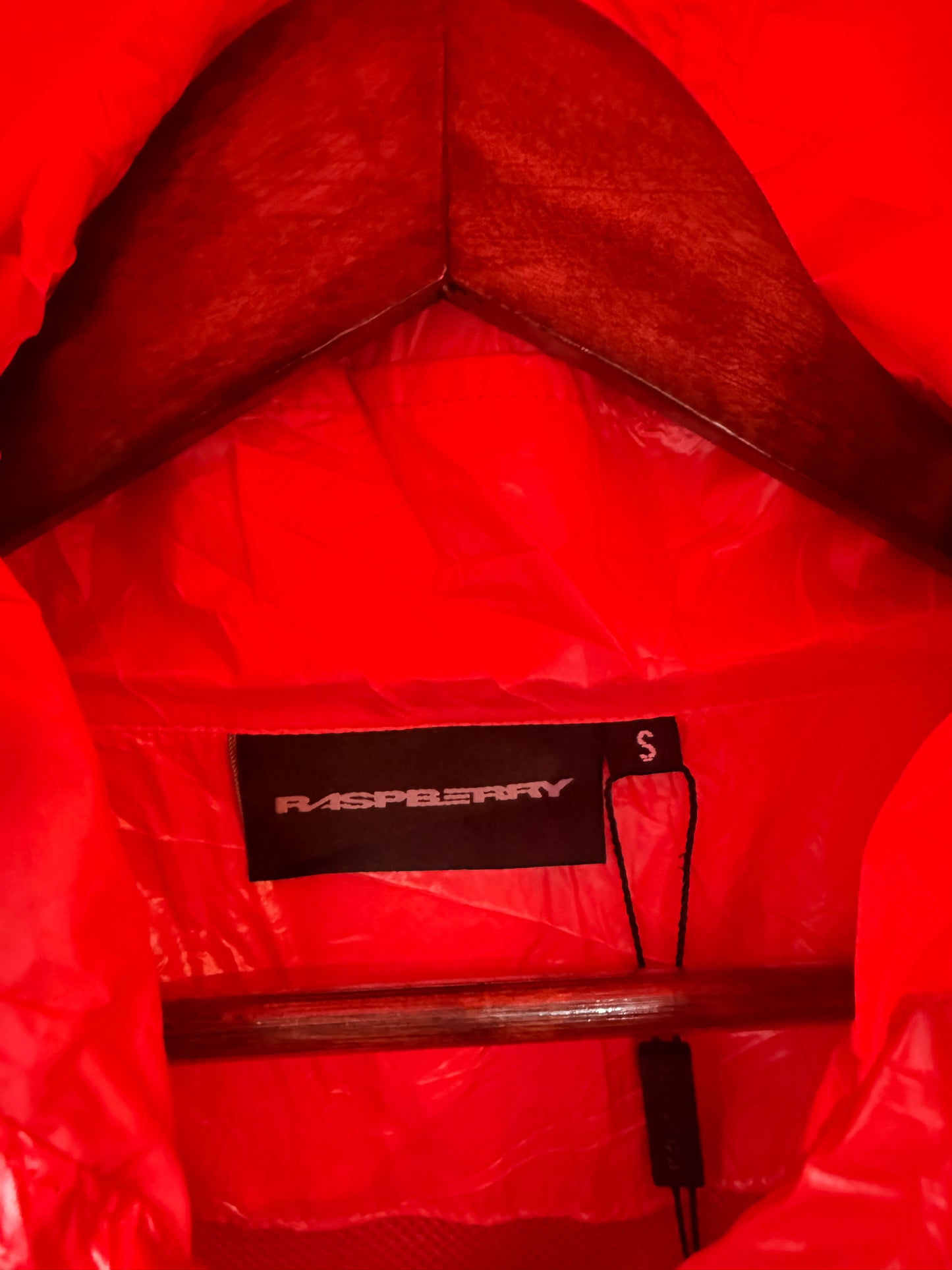 New GV Rasperry Hills Red 400 Series Windbreaker Jacket