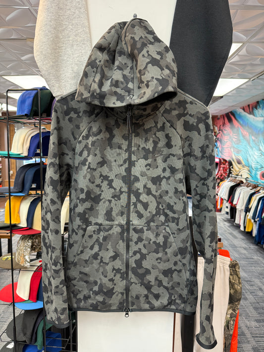 Nike Camo Tech Fleece