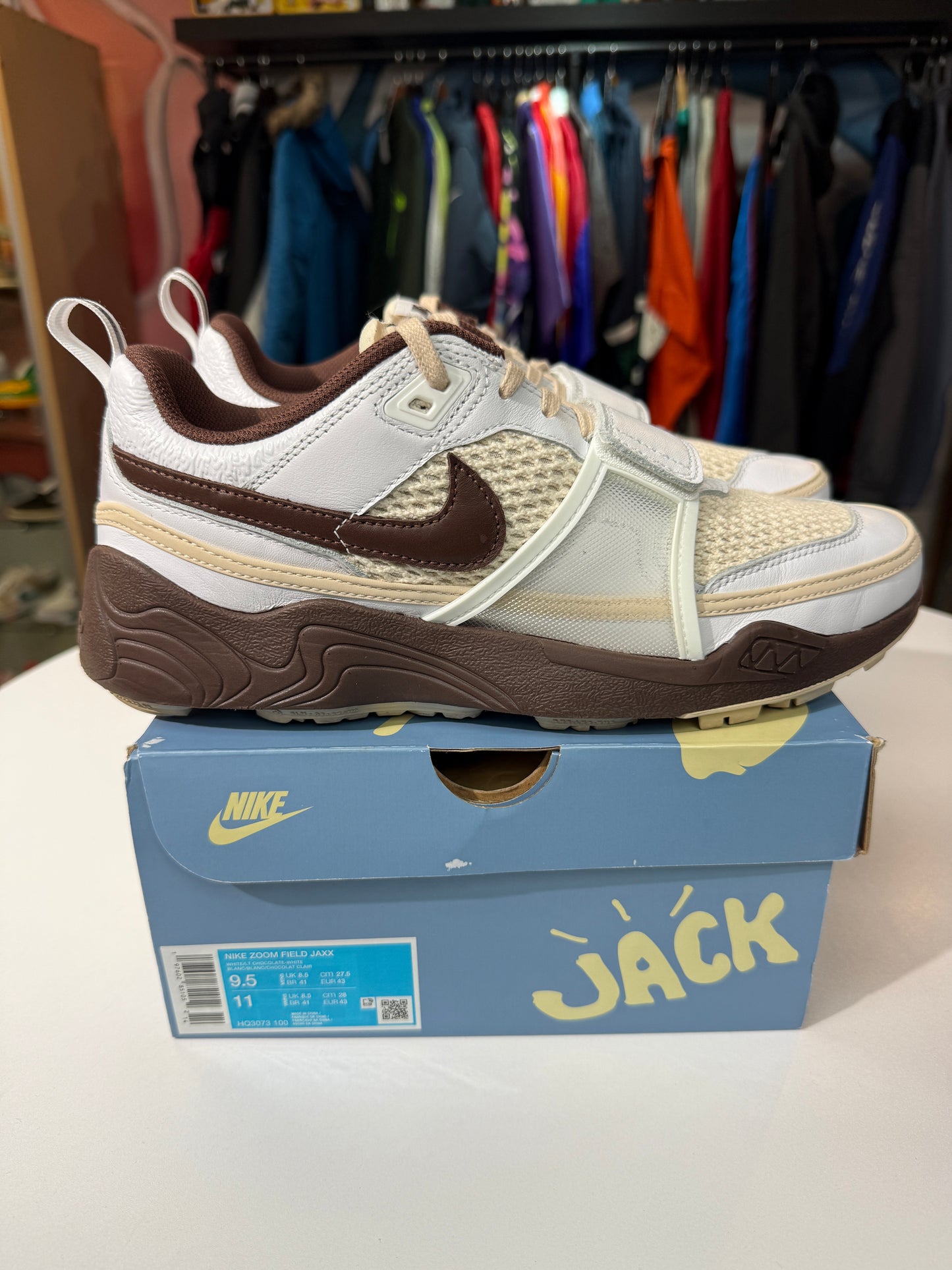 Preowned Light Chocolate Travis Scott Zoom Field Jaxx