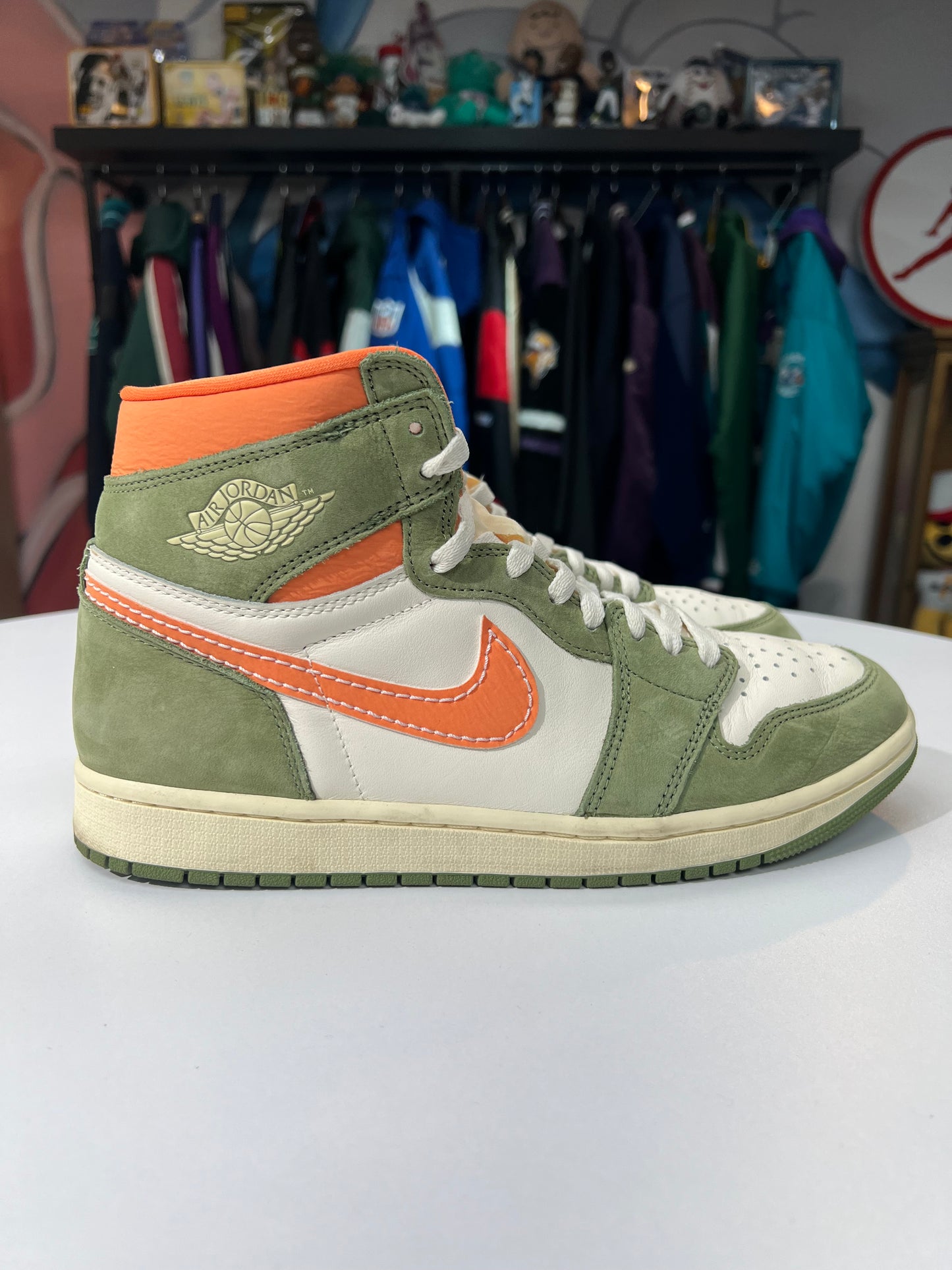 Preowned Jordan 1 Retro High OG Craft Celadon