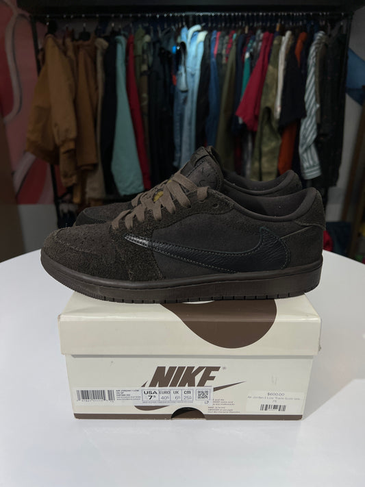 Preowned Jordan 1 Low OG SP Travis Scott Velvet Brown