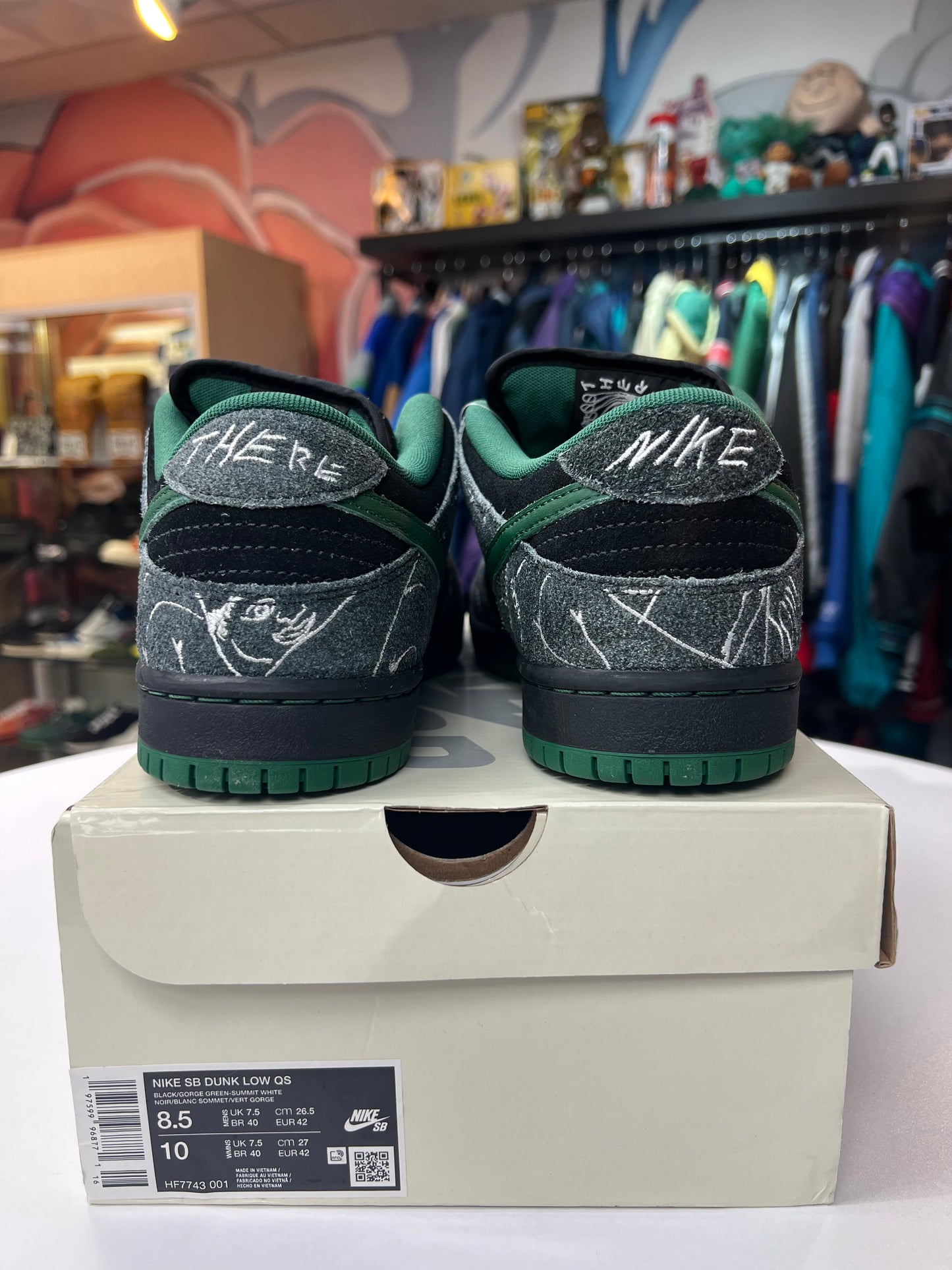 New Nike SB Dunk Low There Skateboards