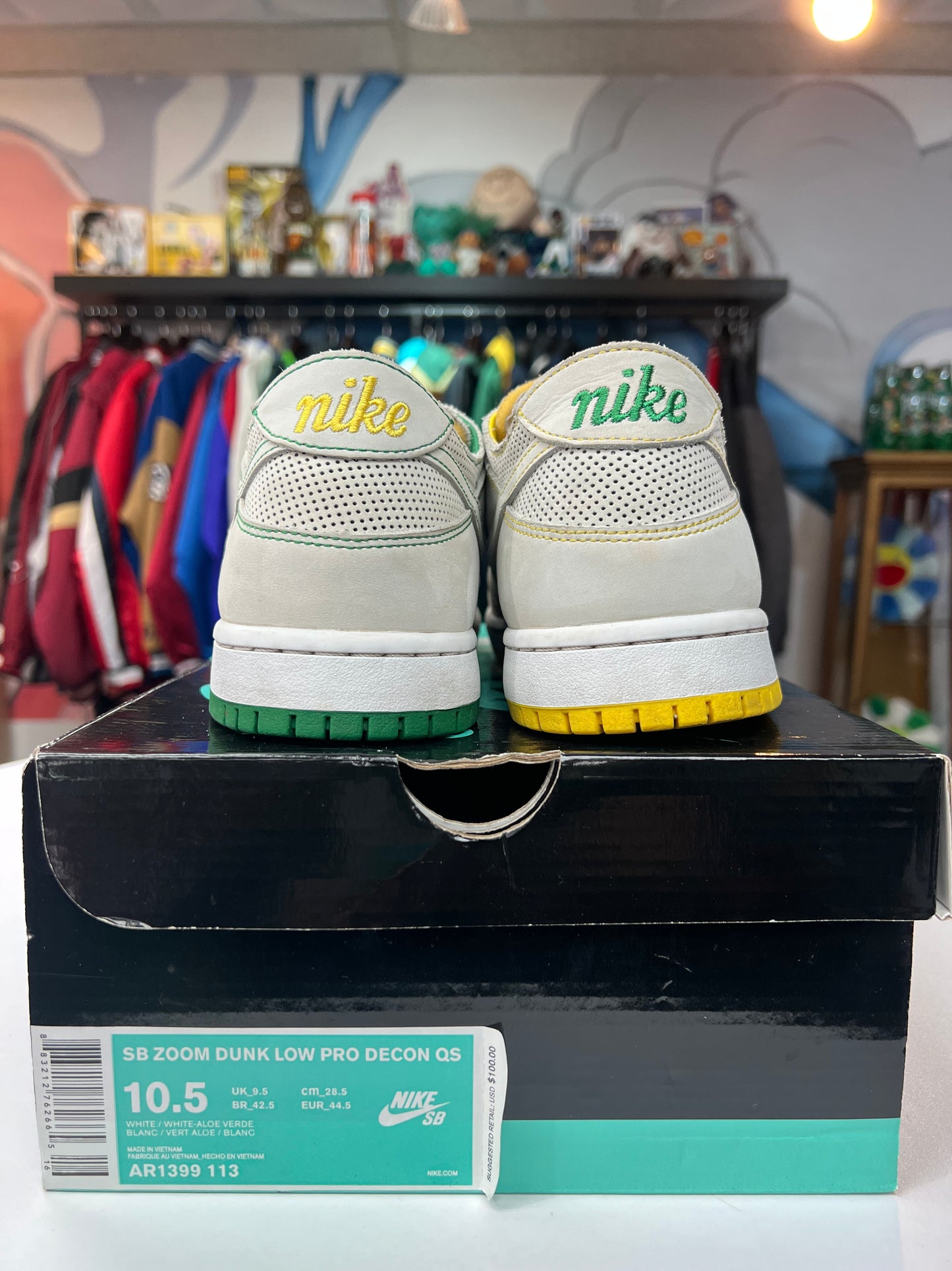 Preowned Nike SB Dunk Low Decon Mismatch
