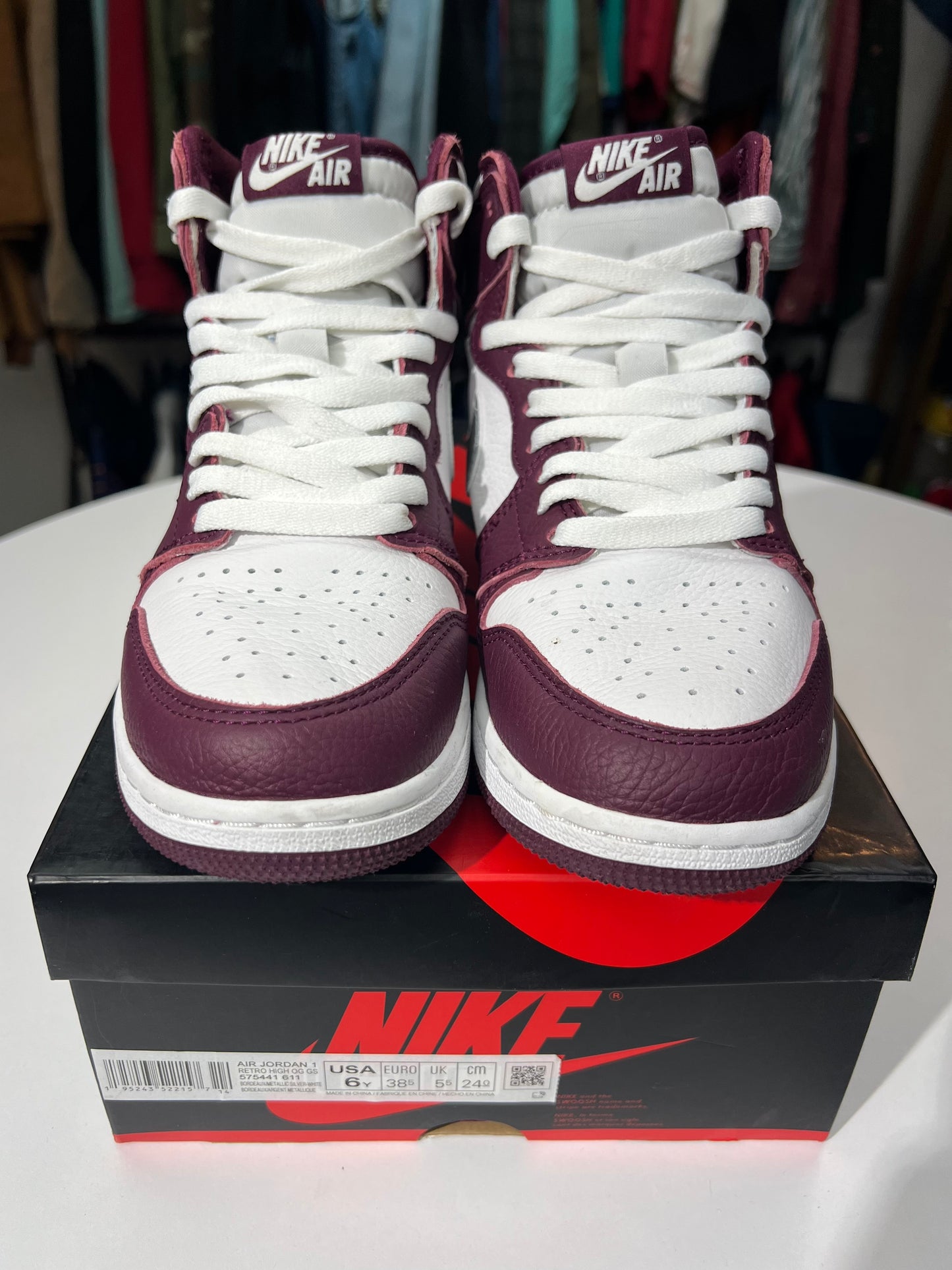 Preowned Jordan 1 Bordeaux