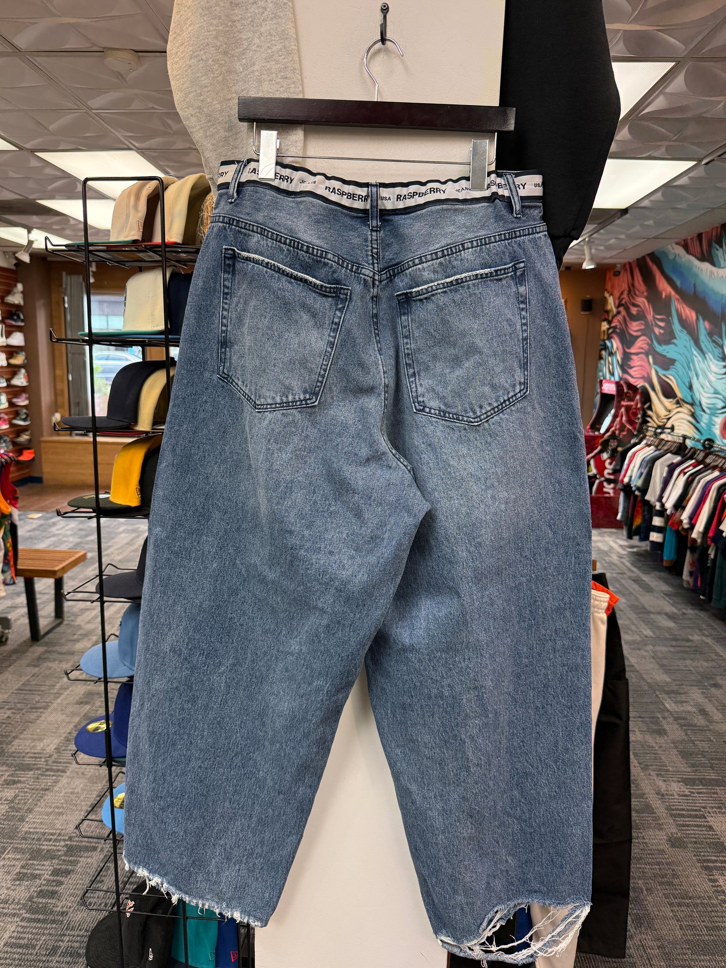 GV Baggy Blue Jeans