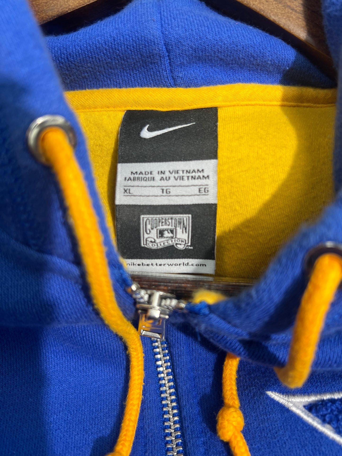 Mariners Nike Zip Up