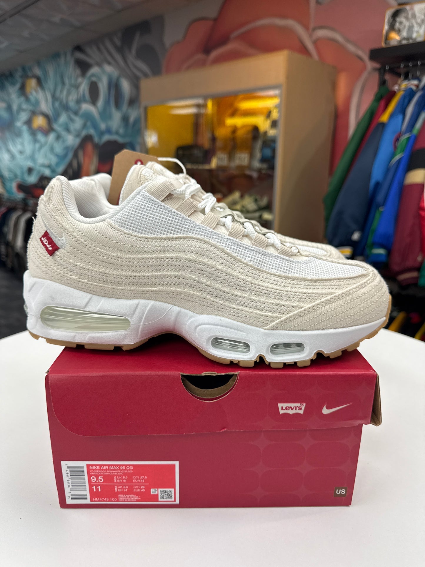 New Nike Air Max 95 Levi’s Light Orewood Brown