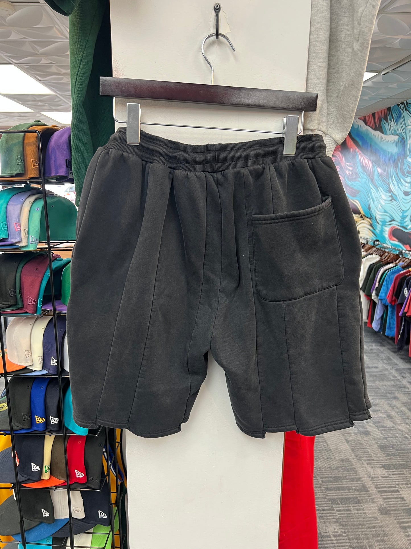 GV Raspberry Hills Black Lobster Shorts