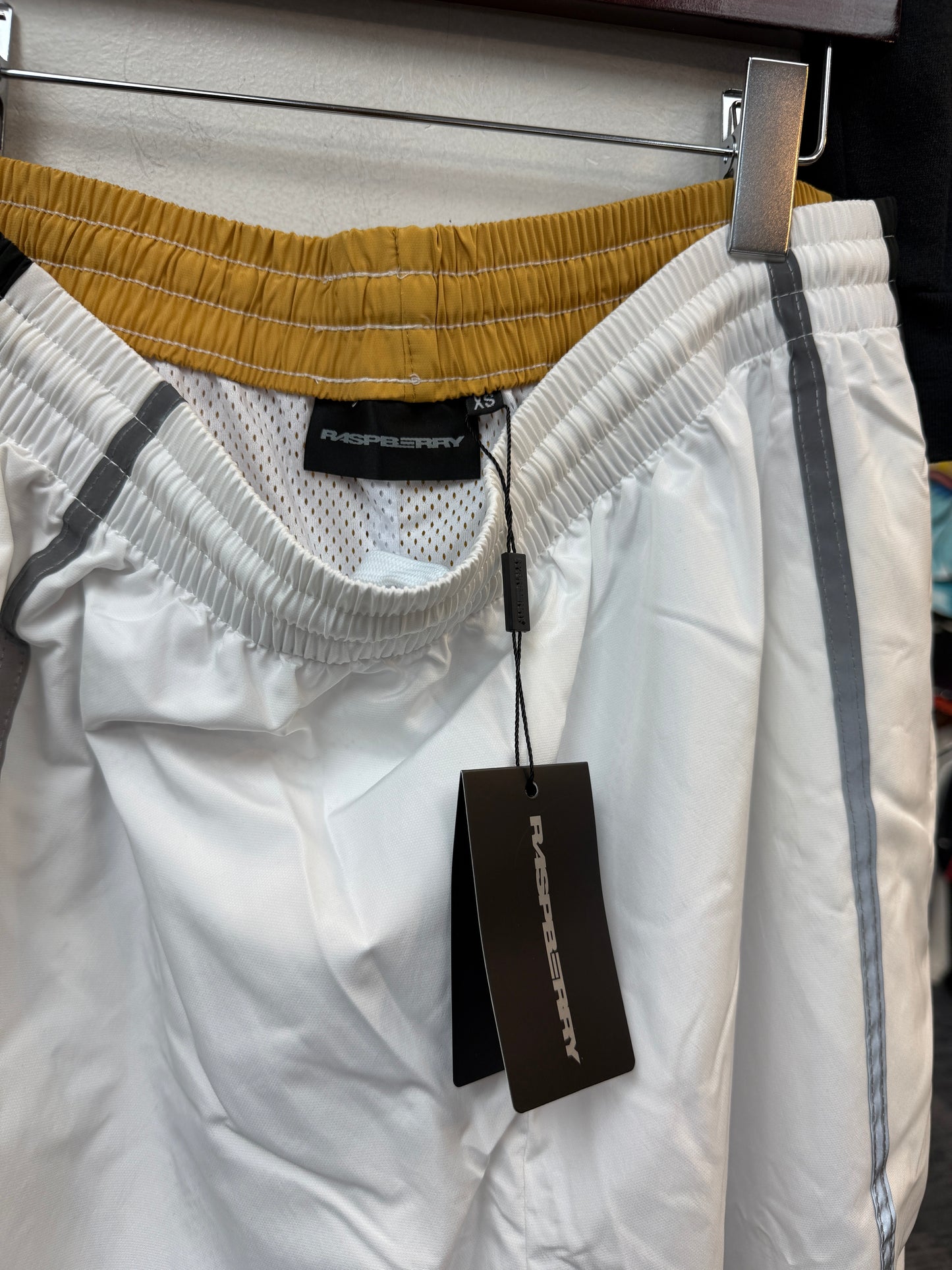 New GV Rasperry Hills Half Half Pants