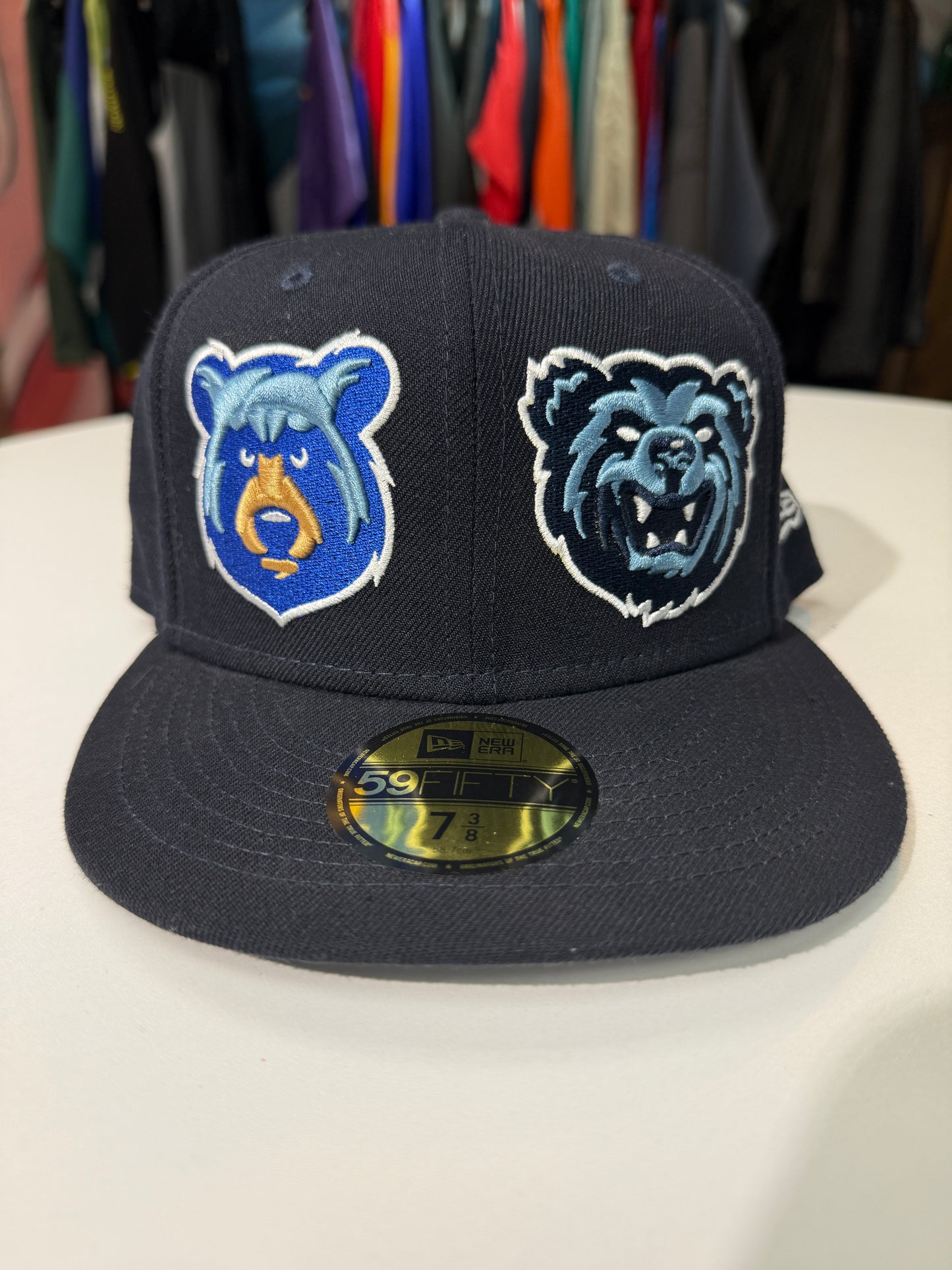 2 Bears One Cave Fitted