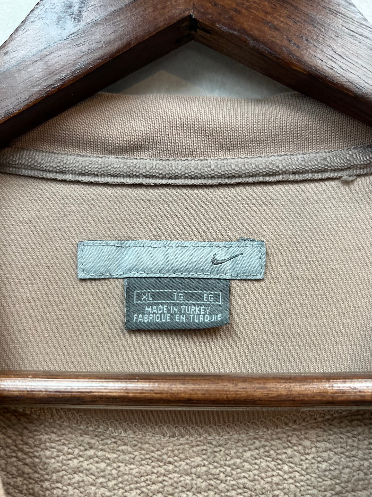 Y2K Nike Cream Crewneck