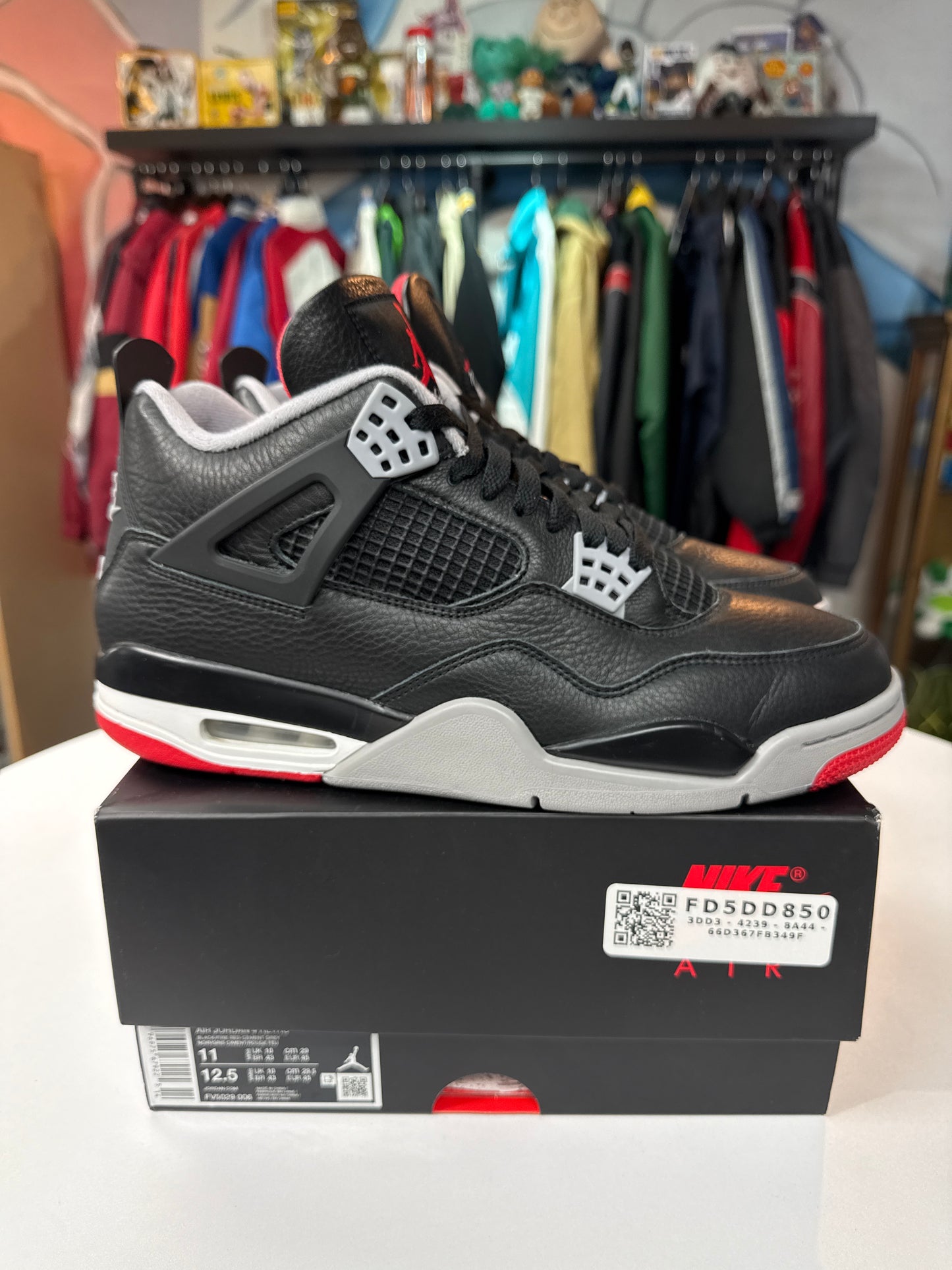 Preowned Jordan 4 Bred Reimagined