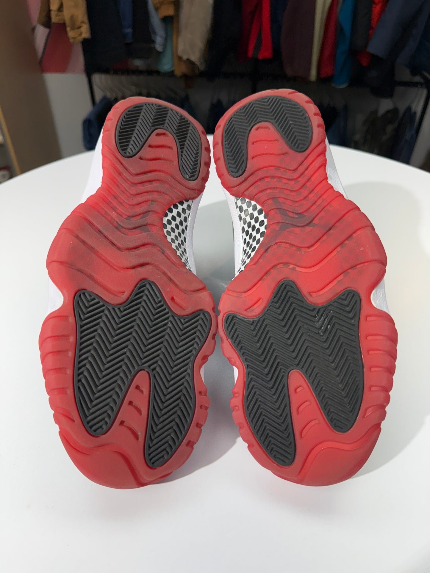 Preowned Bred Jordan 11 (2019)