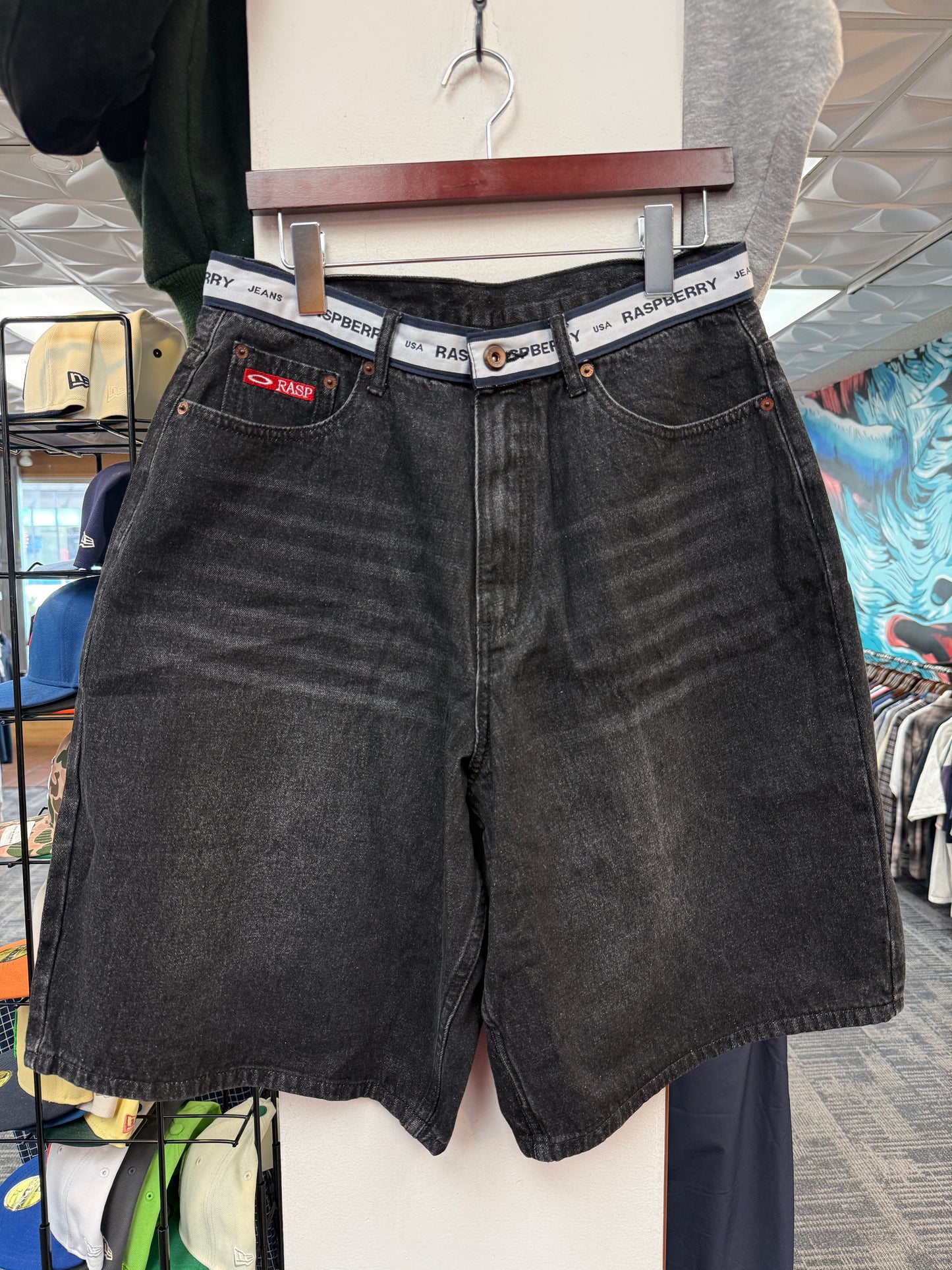 New GV Raspberry Hills Black Denim Shorts