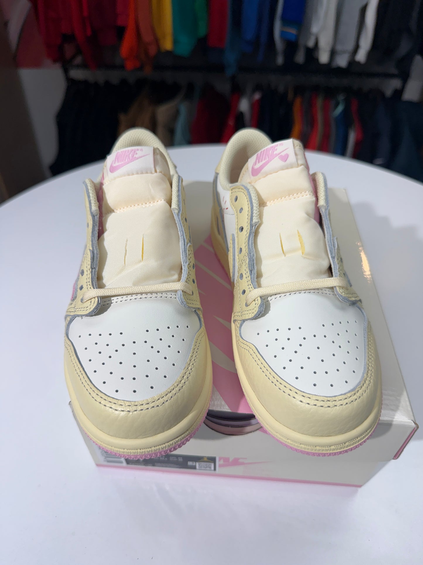 New Shy Pink Travis Scott Jordan 1 Low