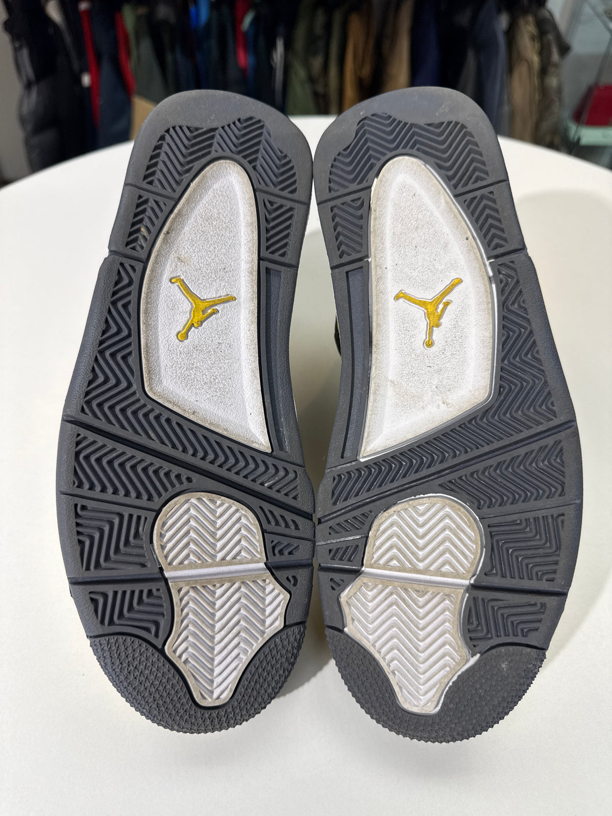Preowned Jordan 4 Lightning