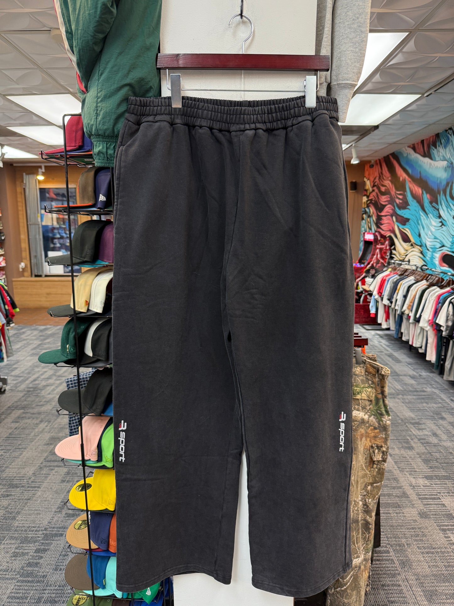 New GV Raspberry Hills R Sport Black Sweats