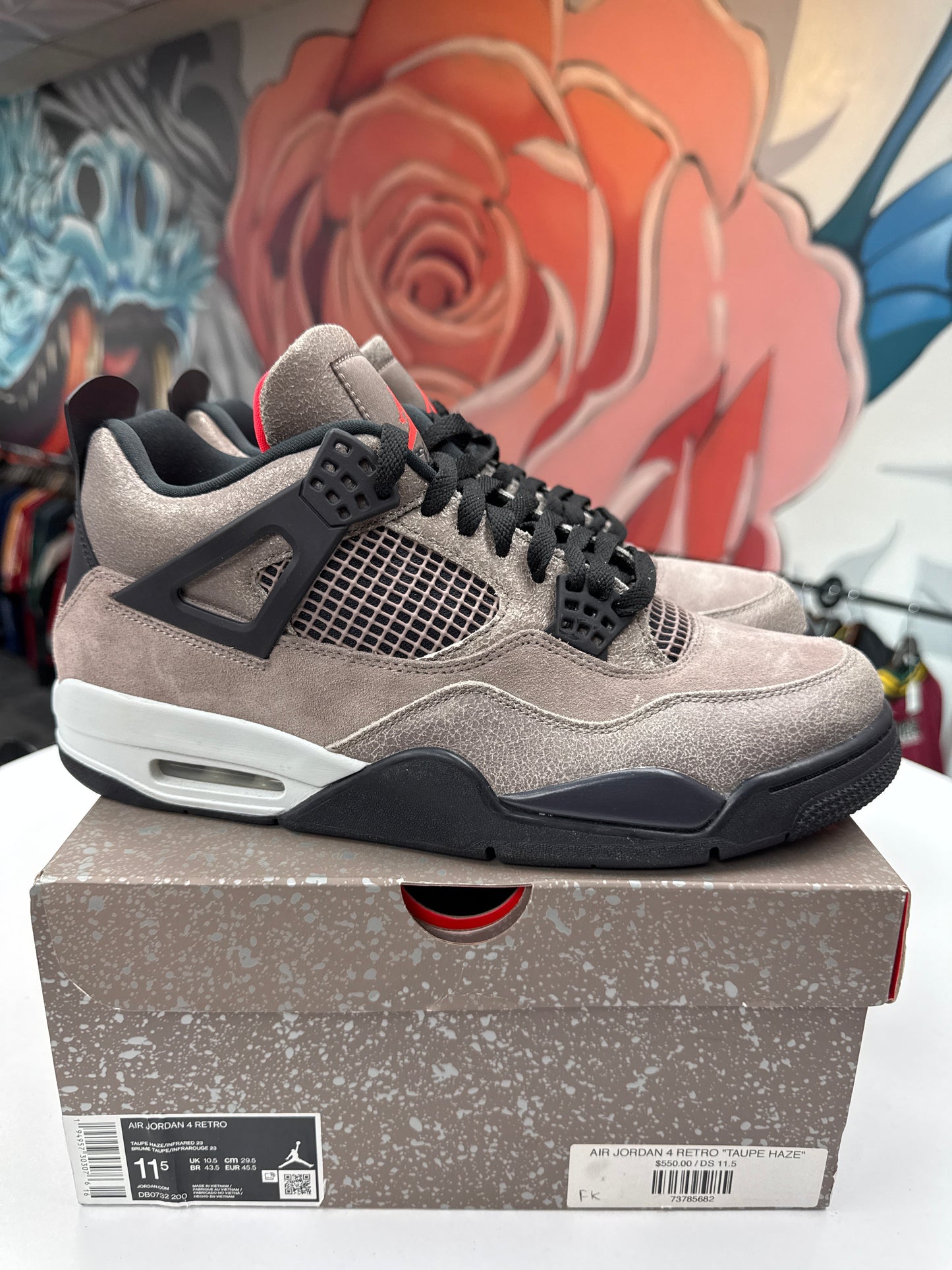 Preowned Jordan 4 Taupe Haze