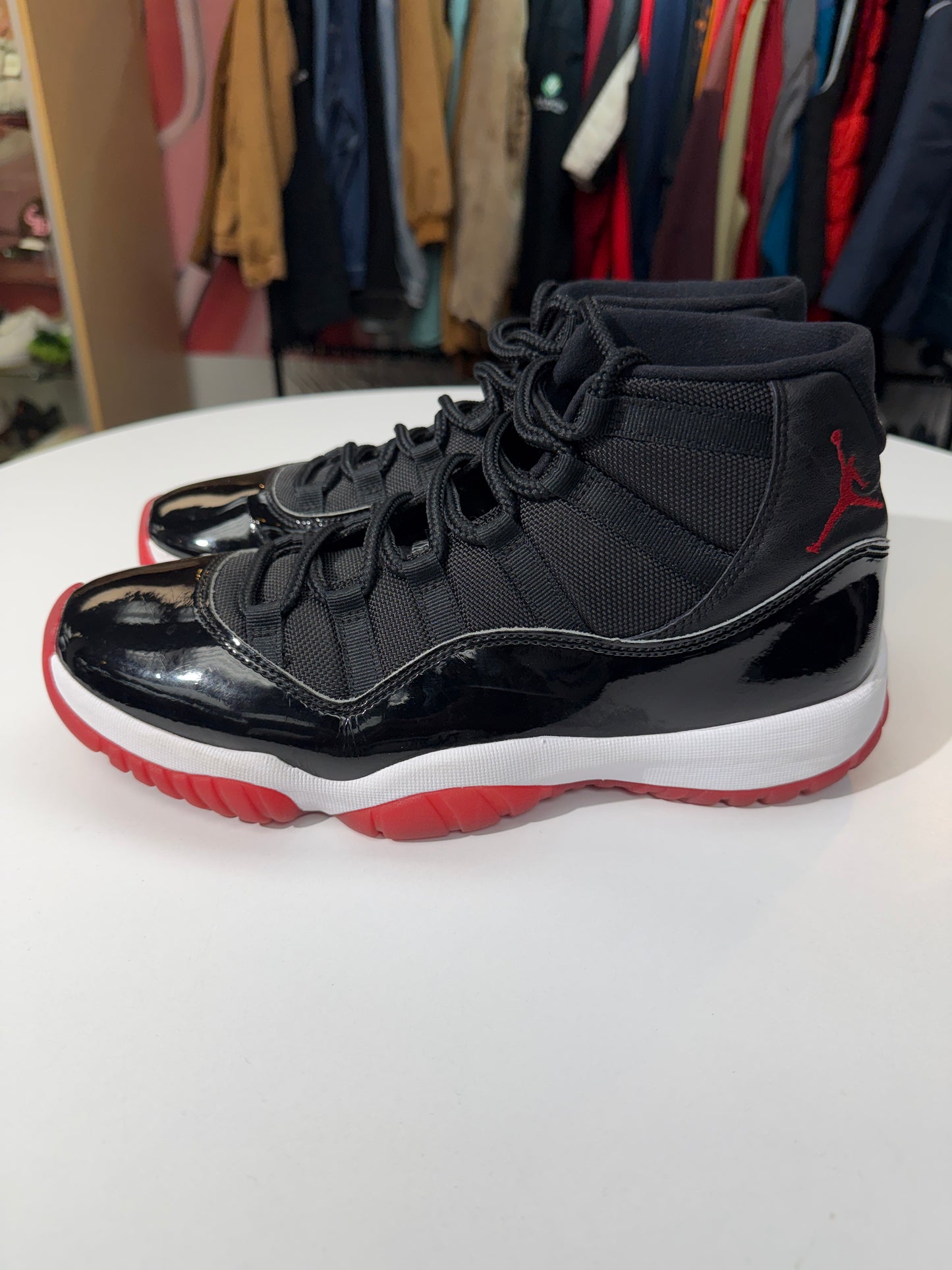 Preowned Bred Jordan 11 (2019)