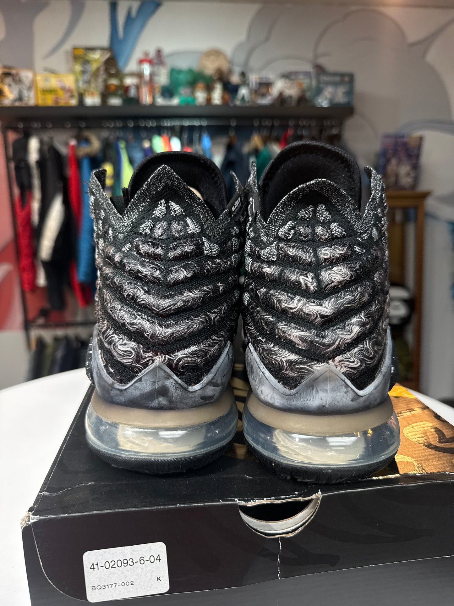 Preowned Black White LeBron 17
