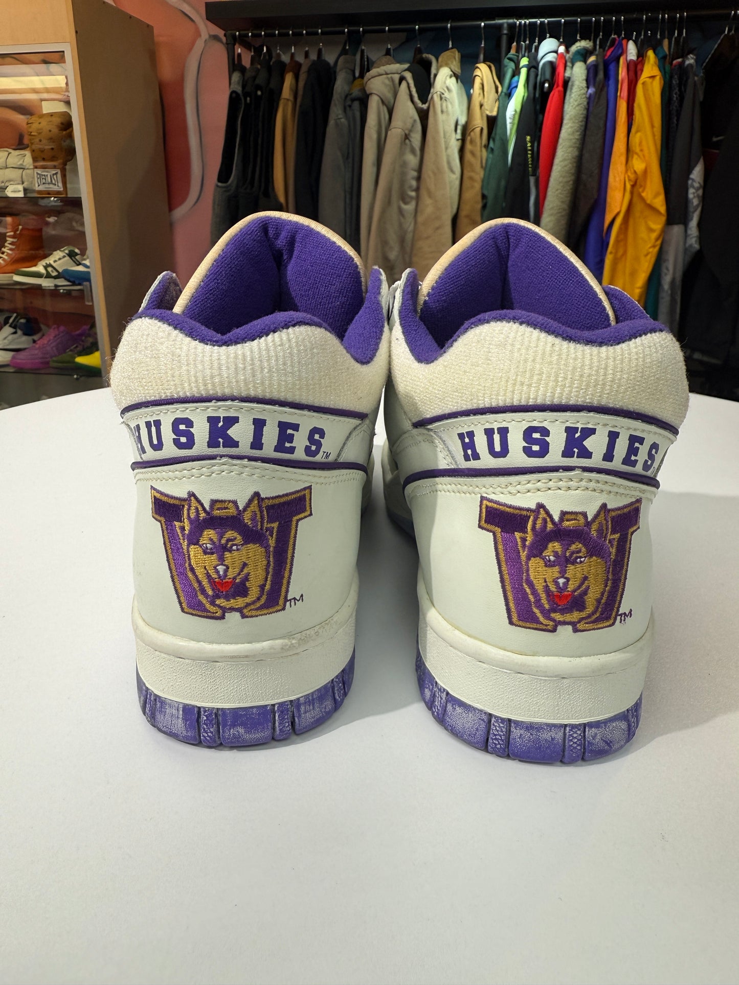 Preowned U of W Huskies Pro Joggs