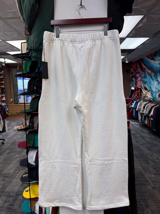 New GV Raspberry Hills Skip To My Lou Sweats