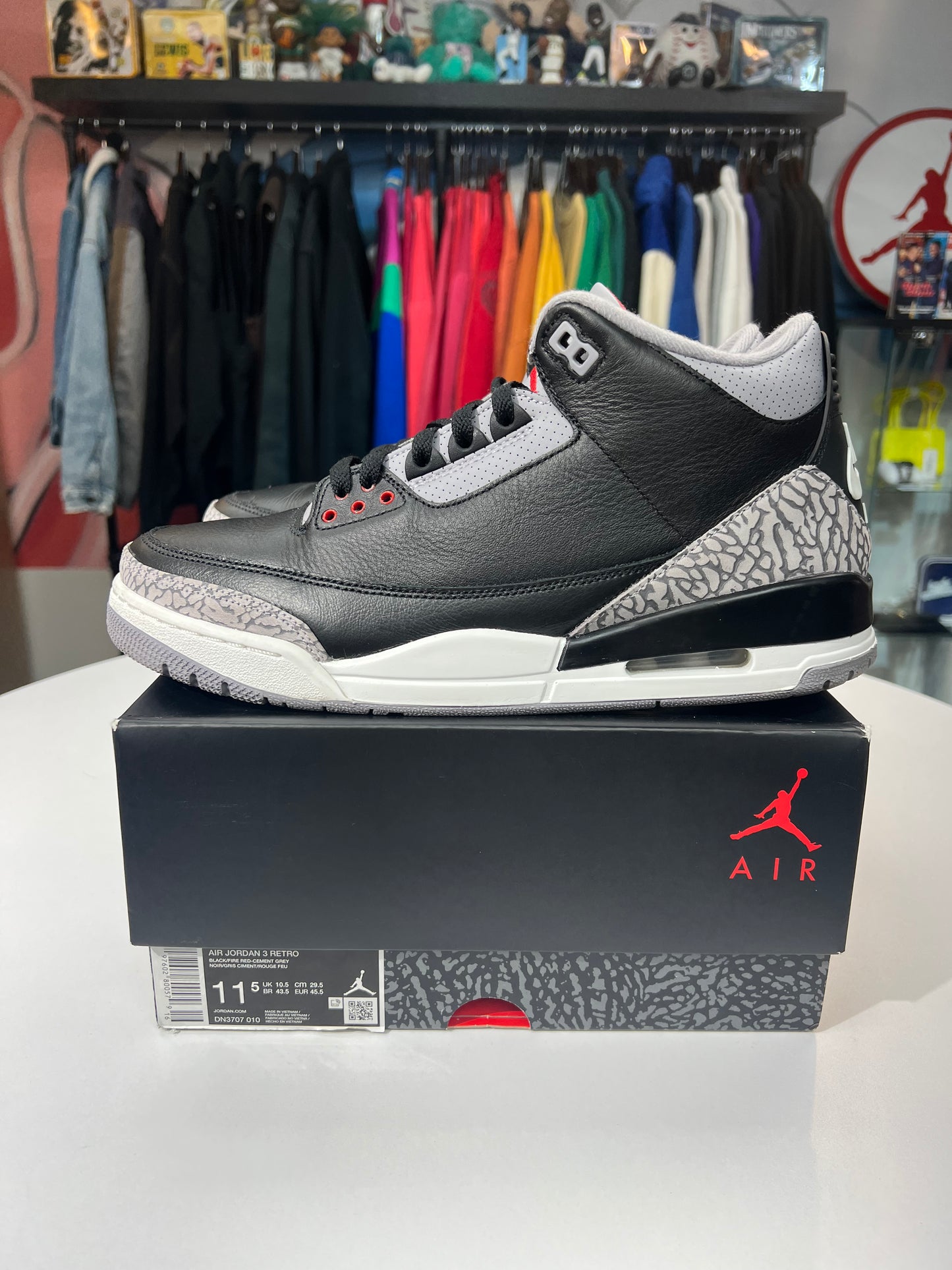Preowned Jordan 3 Black Cement (2024)