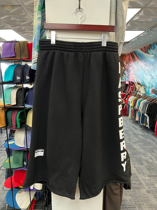 GV Gallery Raspberry Hills Cutoff Shorts