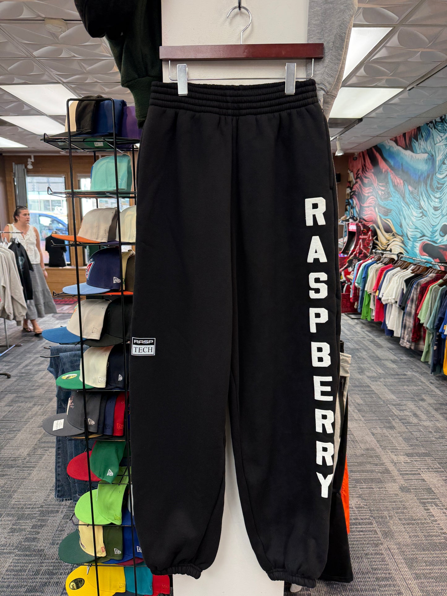 New GV Raspberry Hills Weekday Baggy Black Sweats