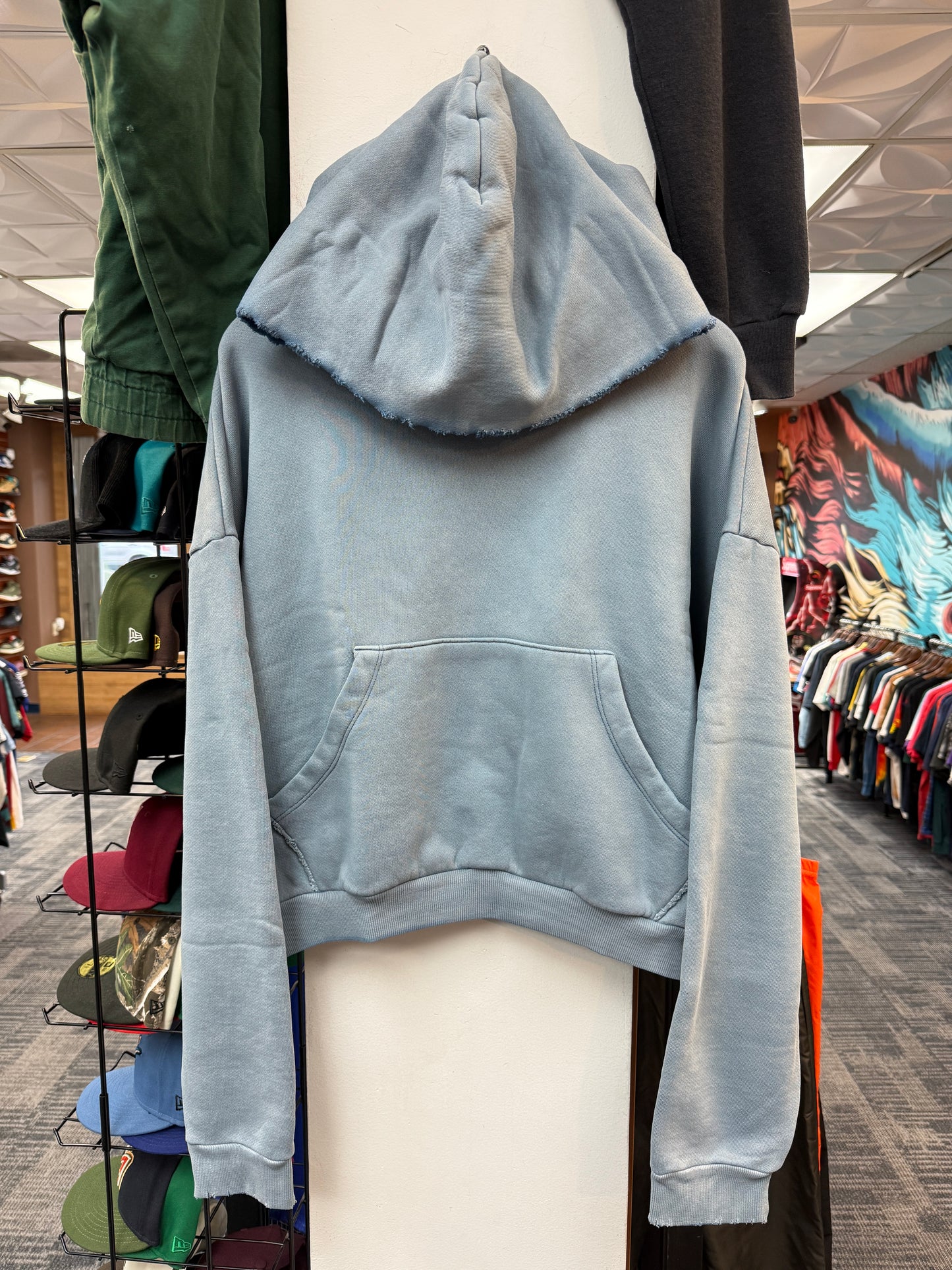 New GV Raspberry Hills Sky Lounge Hoodie