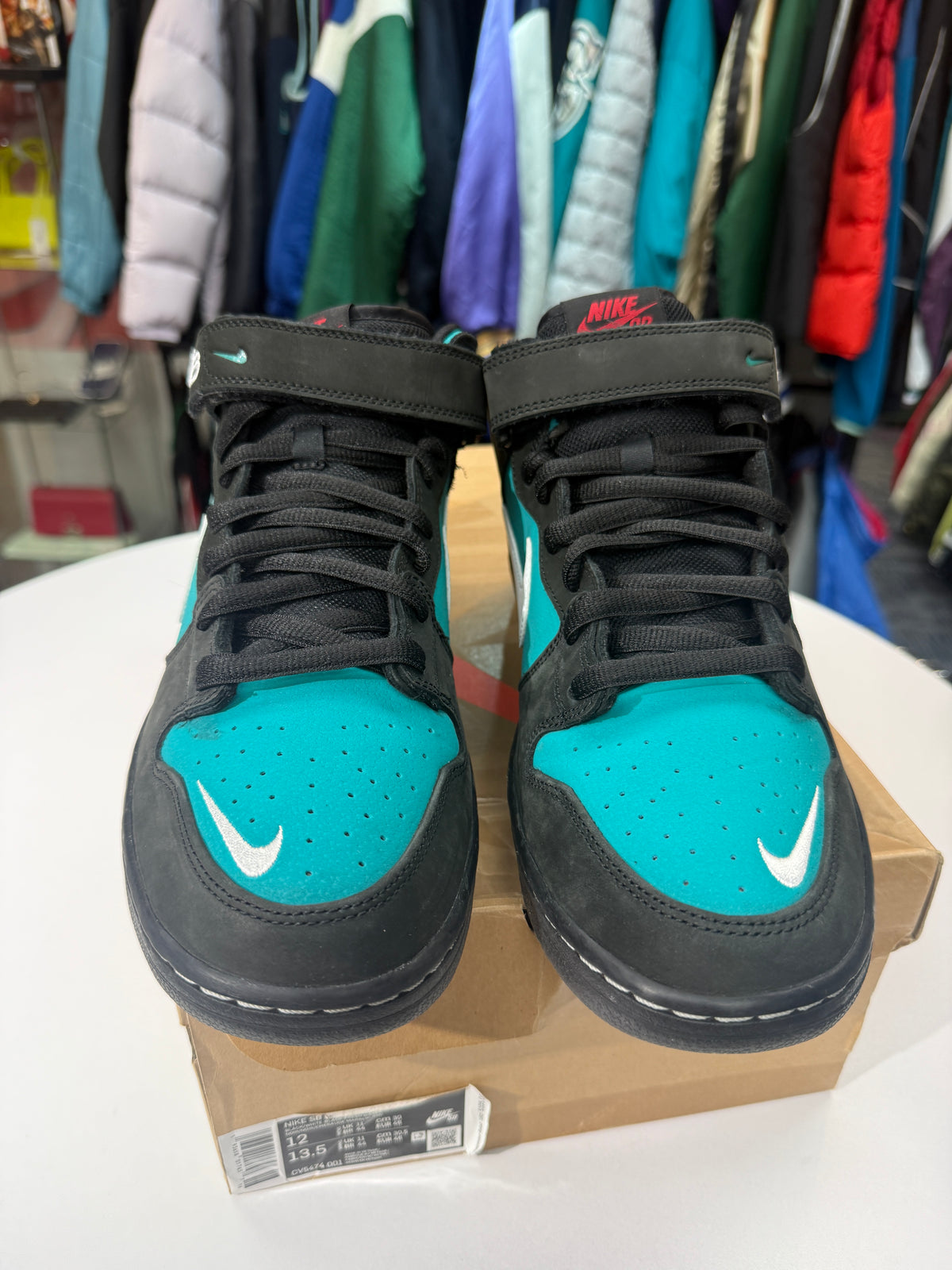 Preowned Griffey Nike SB Dunk Mid