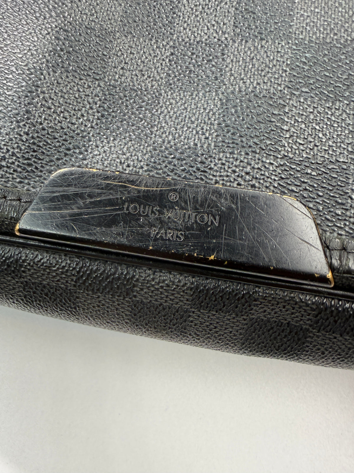 LV Damier Graphite Daniel Messenger Bag