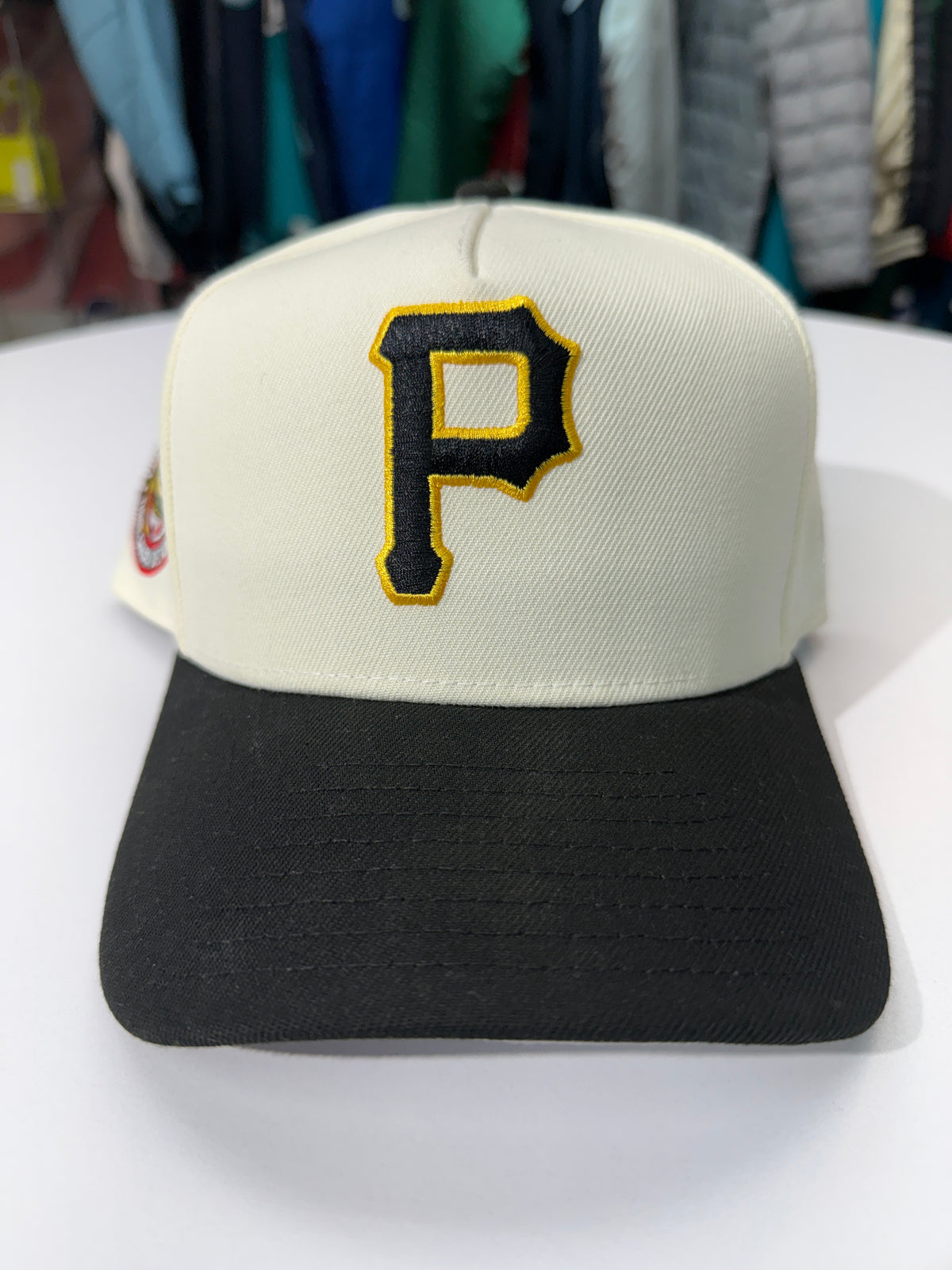 Pittsburgh Pirates White Snap