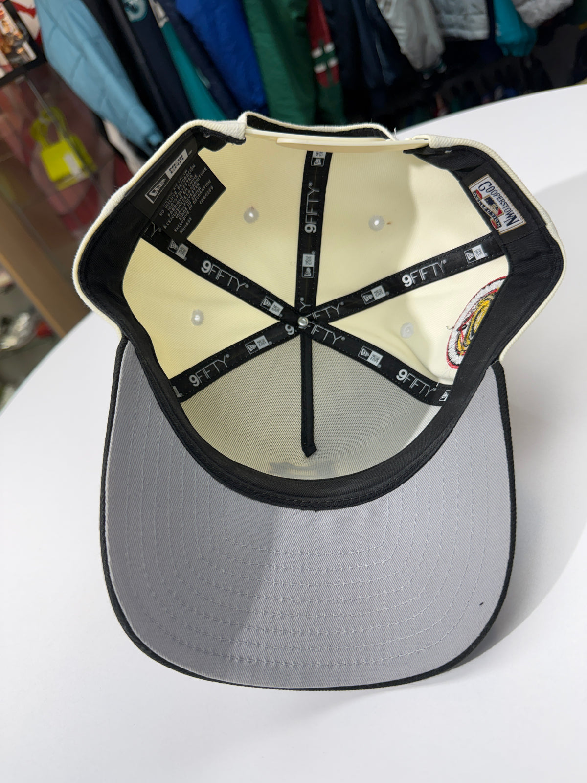Pittsburgh Pirates White Snap