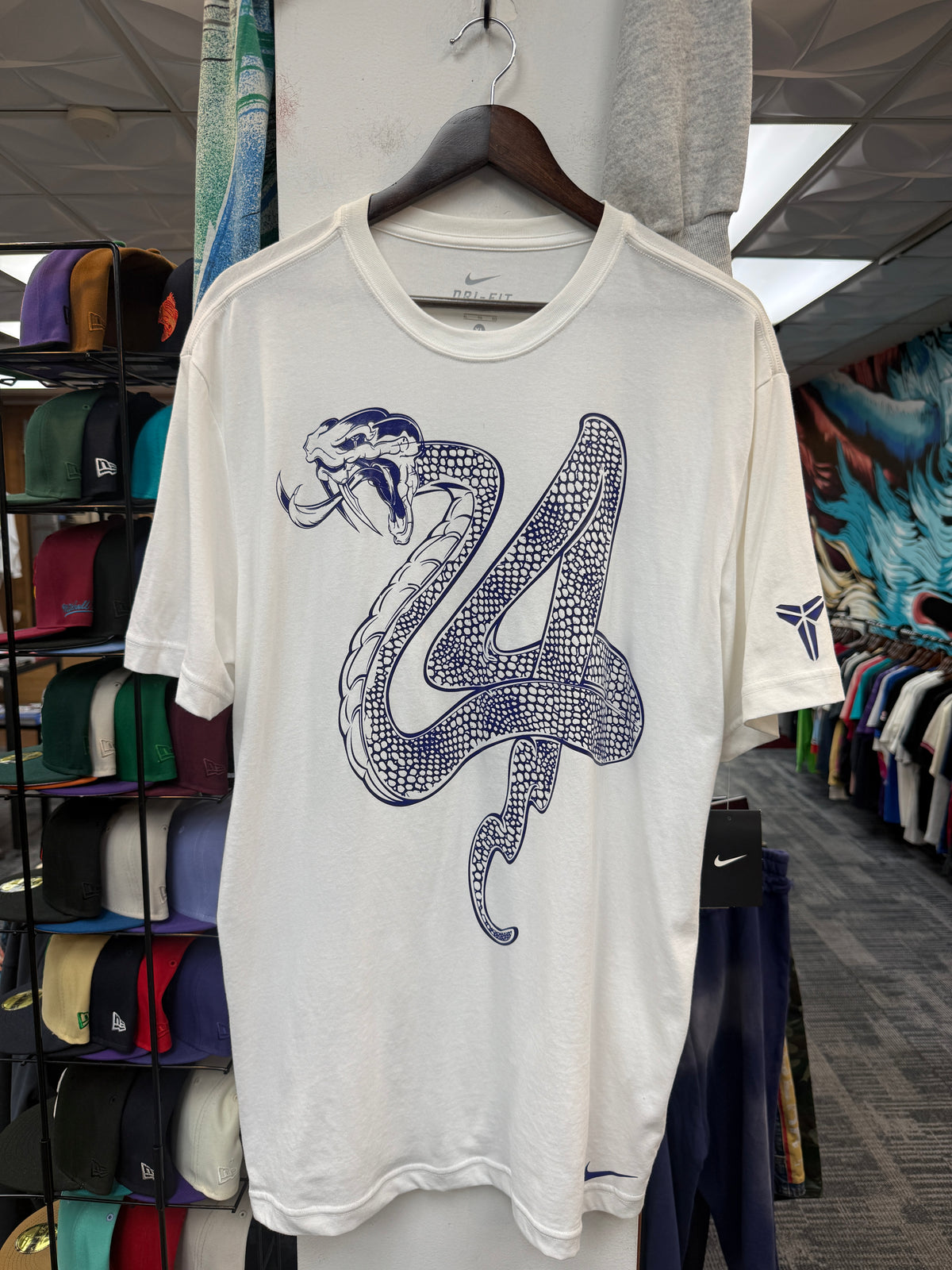 NWT Nike Kobe Black Mamba 24 Tee