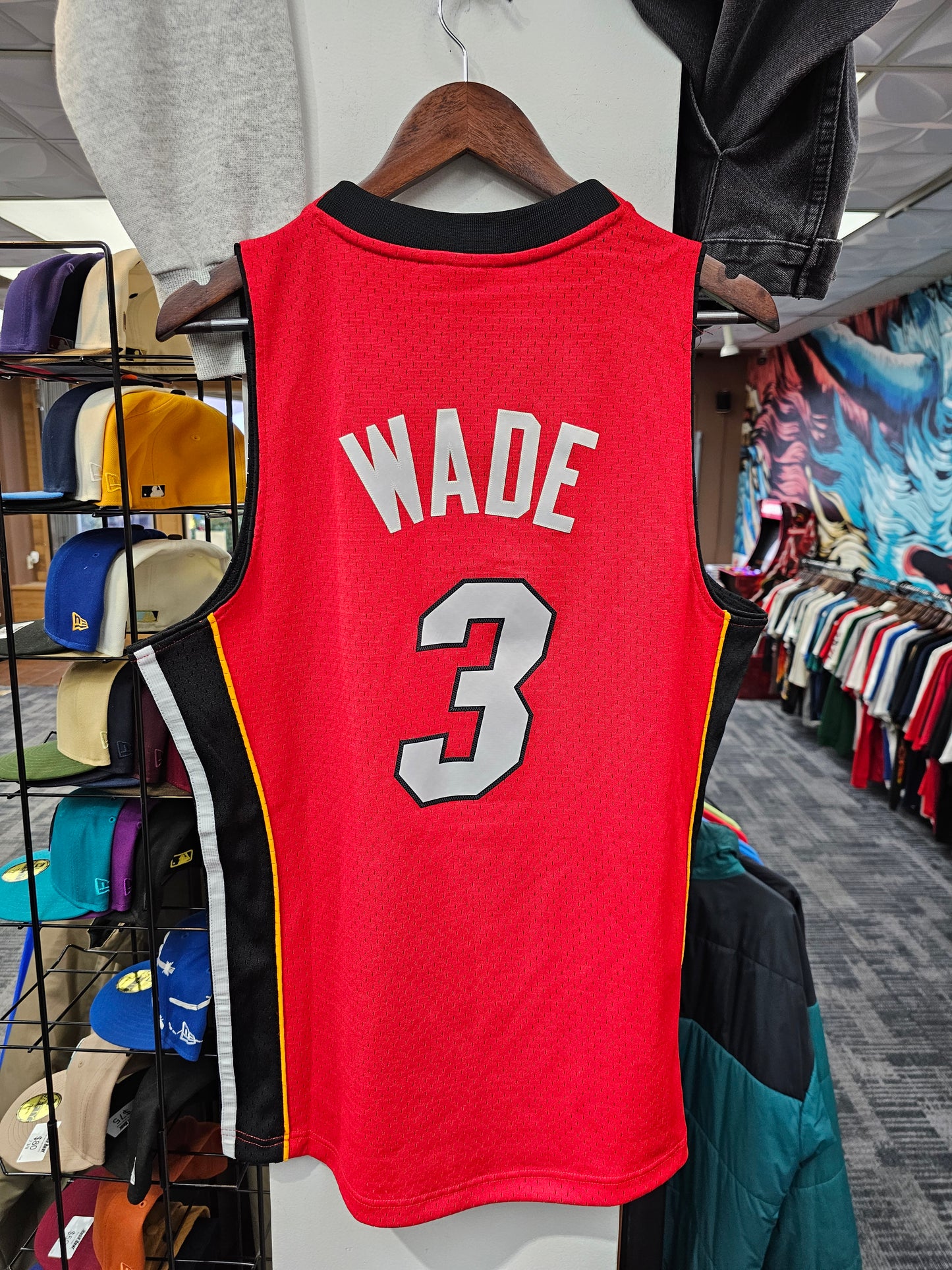 Mitchell & Ness DWade Miami Heat Jersey