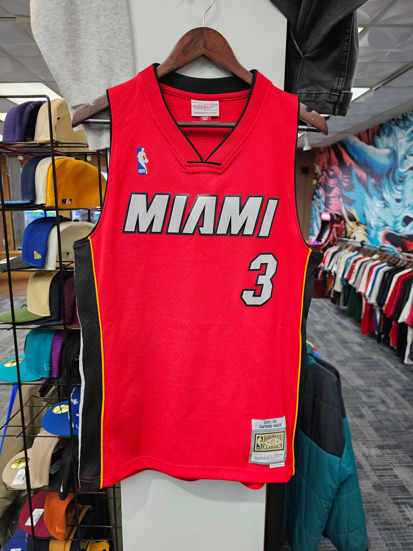 Mitchell & Ness DWade Miami Heat Jersey